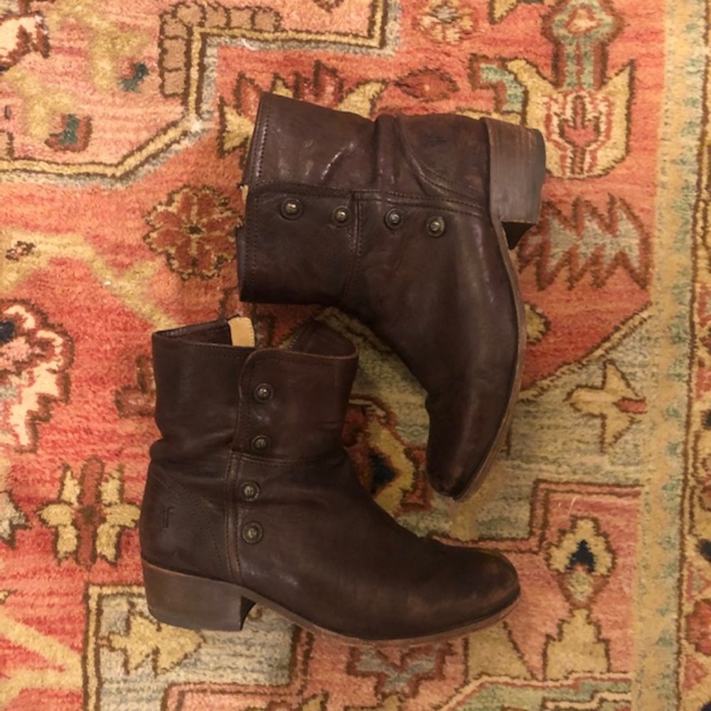 Vintage Frye Booties - Size 7 - accepting offers!!